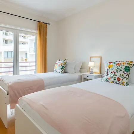 Lägenhet Coastal Living By Lovelystay *