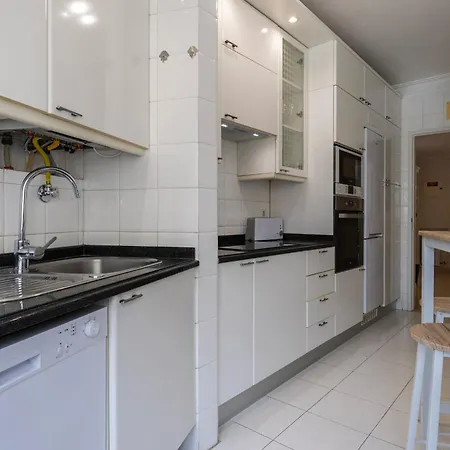 公寓 Coastal Living Flat With Sea View By Lovelystay