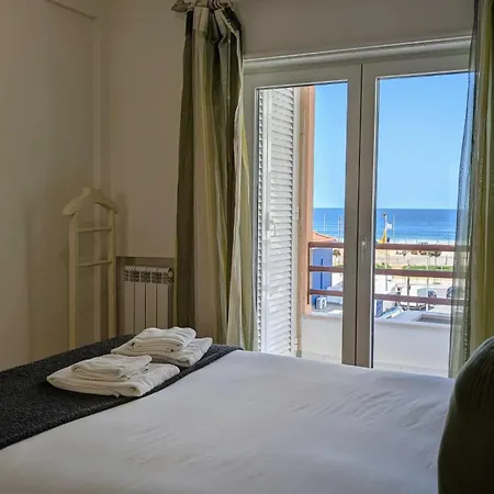 Lägenhet Coastal Living By Lovelystay *